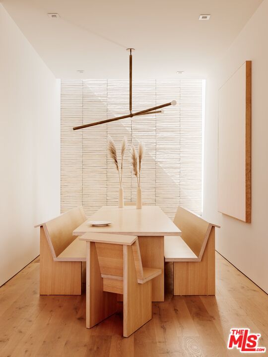 724 Greentree Road Pacific Palisades, CA 90272 - Photo 10 of 17