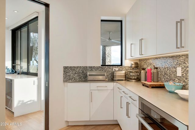 $15,000,000 | 5630 East Rockridge Road, Phoenix, AZ 85251