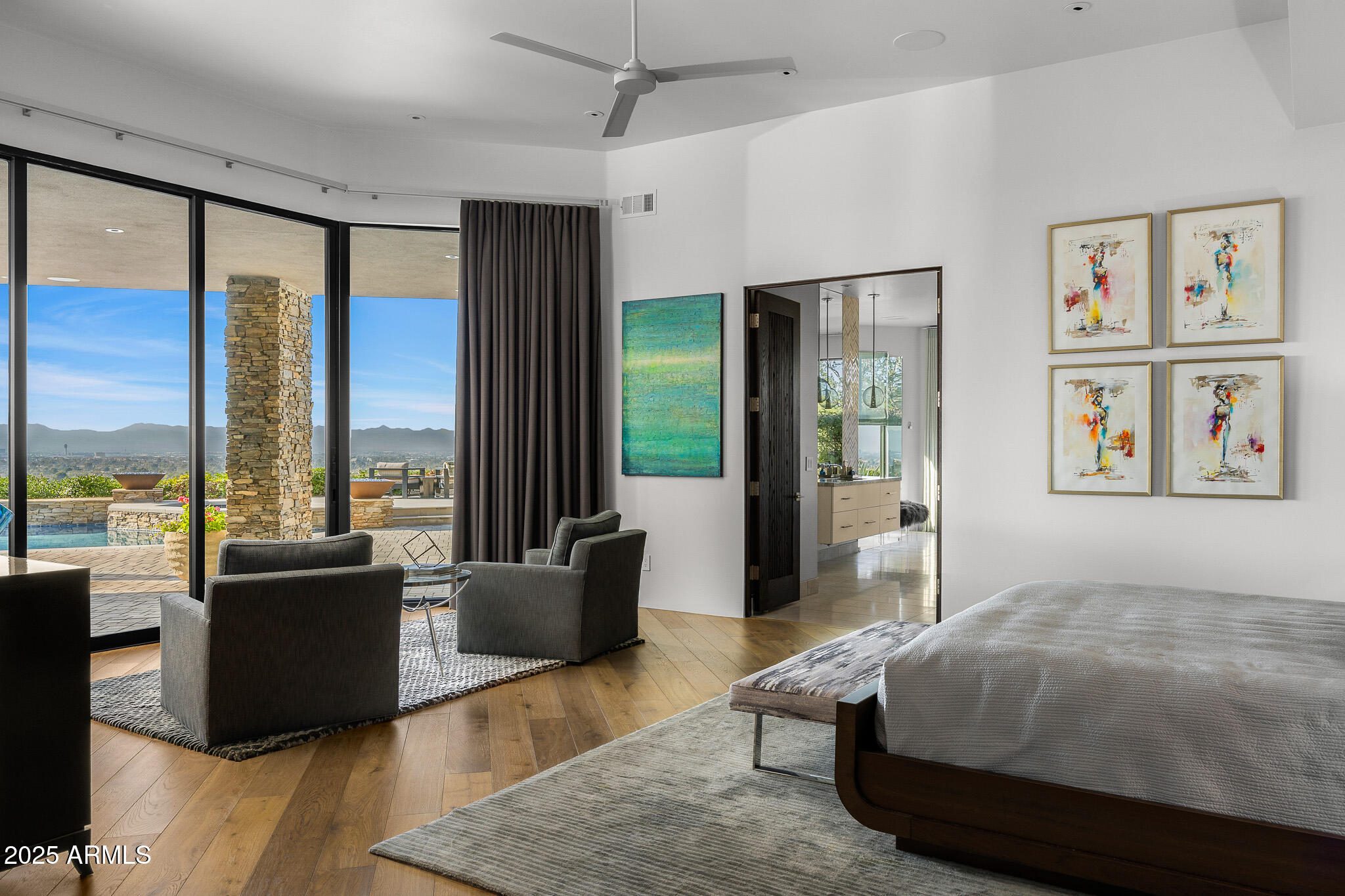 5630 East Rockridge Road Phoenix, AZ 85251 - Photo 20 of 37 19primary bedroom