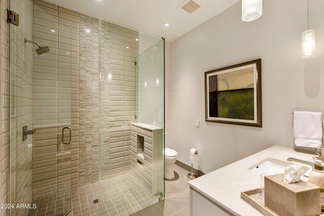 $15,000,000 | 5630 East Rockridge Road, Phoenix, AZ 85251