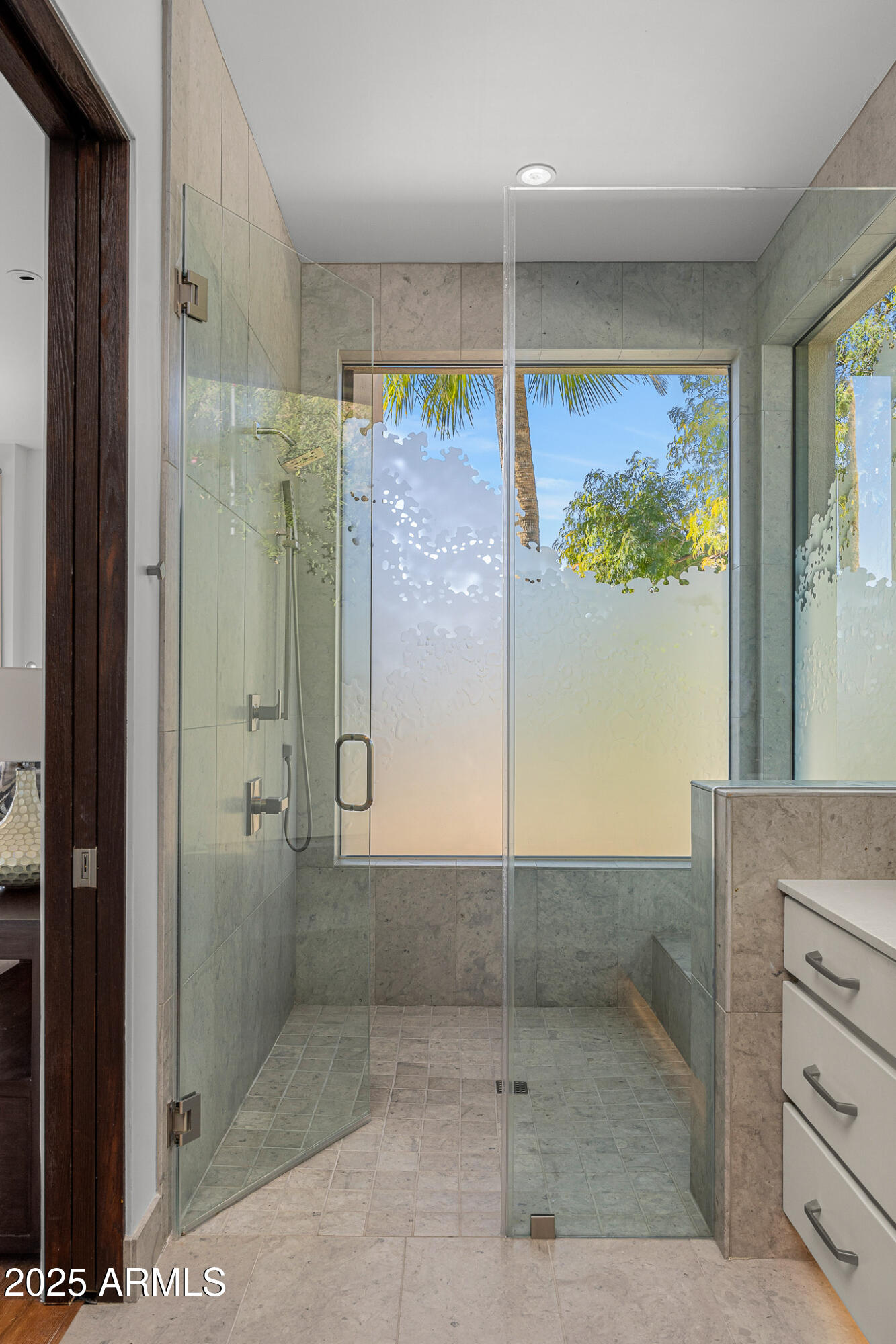 5630 East Rockridge Road Phoenix, AZ 85251 - Photo 32 of 37 37guest bathroom3_1