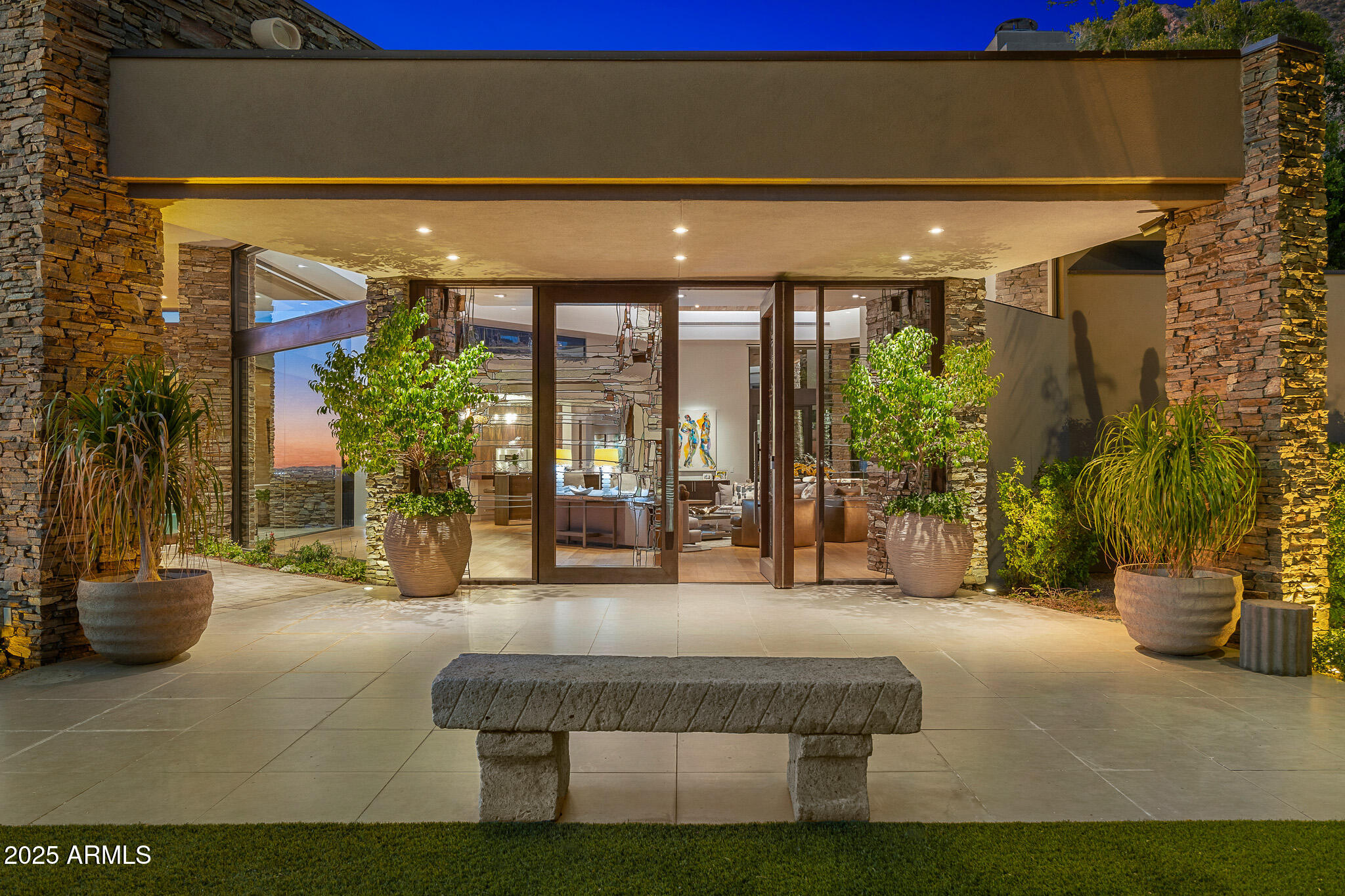 5630 East Rockridge Road Phoenix, AZ 85251 - Photo 4 of 37 63front door_twilight