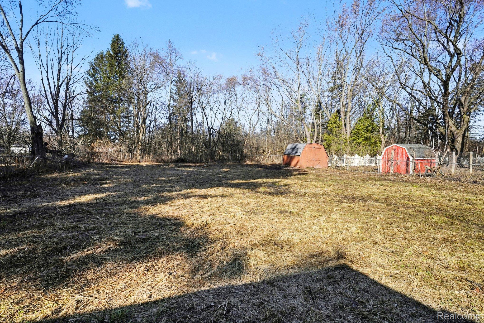 3401 North Center Road Flint, MI 48506 - Photo 15 of 25 017_file_5623.jpg