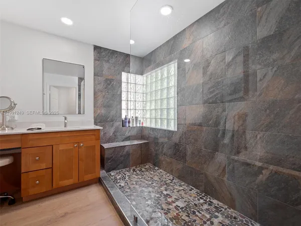 $5,300 | 413 Cameron Drive, Unit 413, Weston, FL 33326