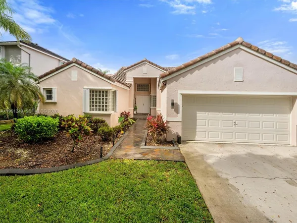 $5,300 | 413 Cameron Drive, Unit 413, Weston, FL 33326