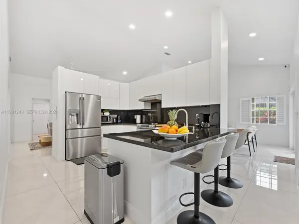 $5,300 | 413 Cameron Drive, Unit 413, Weston, FL 33326