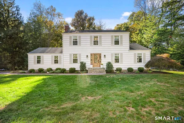 $1,350,000 | 1115 Galloping Hill Road, Fairfield, CT 06824