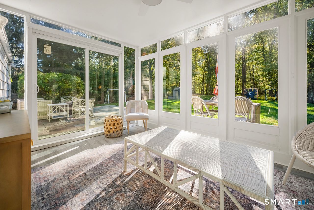 1115 Galloping Hill Road Fairfield, CT 06824 - Photo 21 of 40