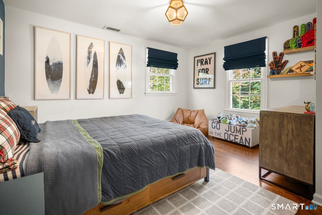 1115 Galloping Hill Road Fairfield, CT 06824 - Photo 27 of 40