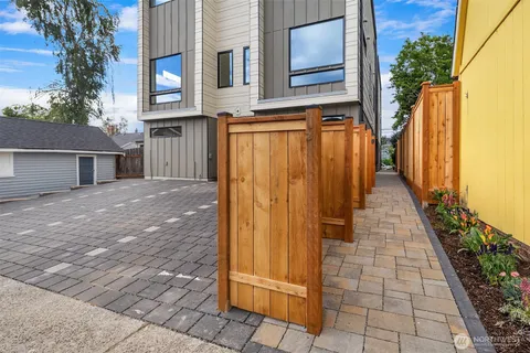 $869,000 | 4353 Southwest Willow Street, Seattle, WA 98136