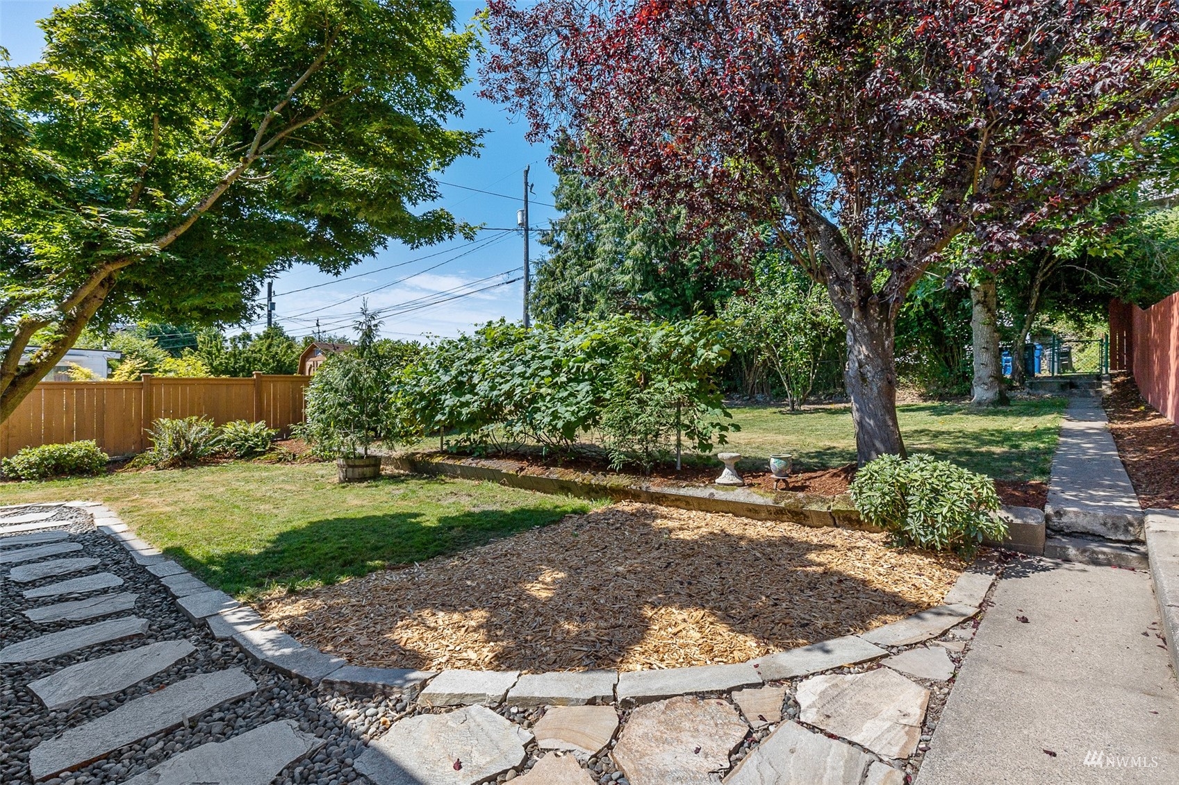 4017 38th Avenue Southwest Seattle, WA 98126 - Photo 23 of 31