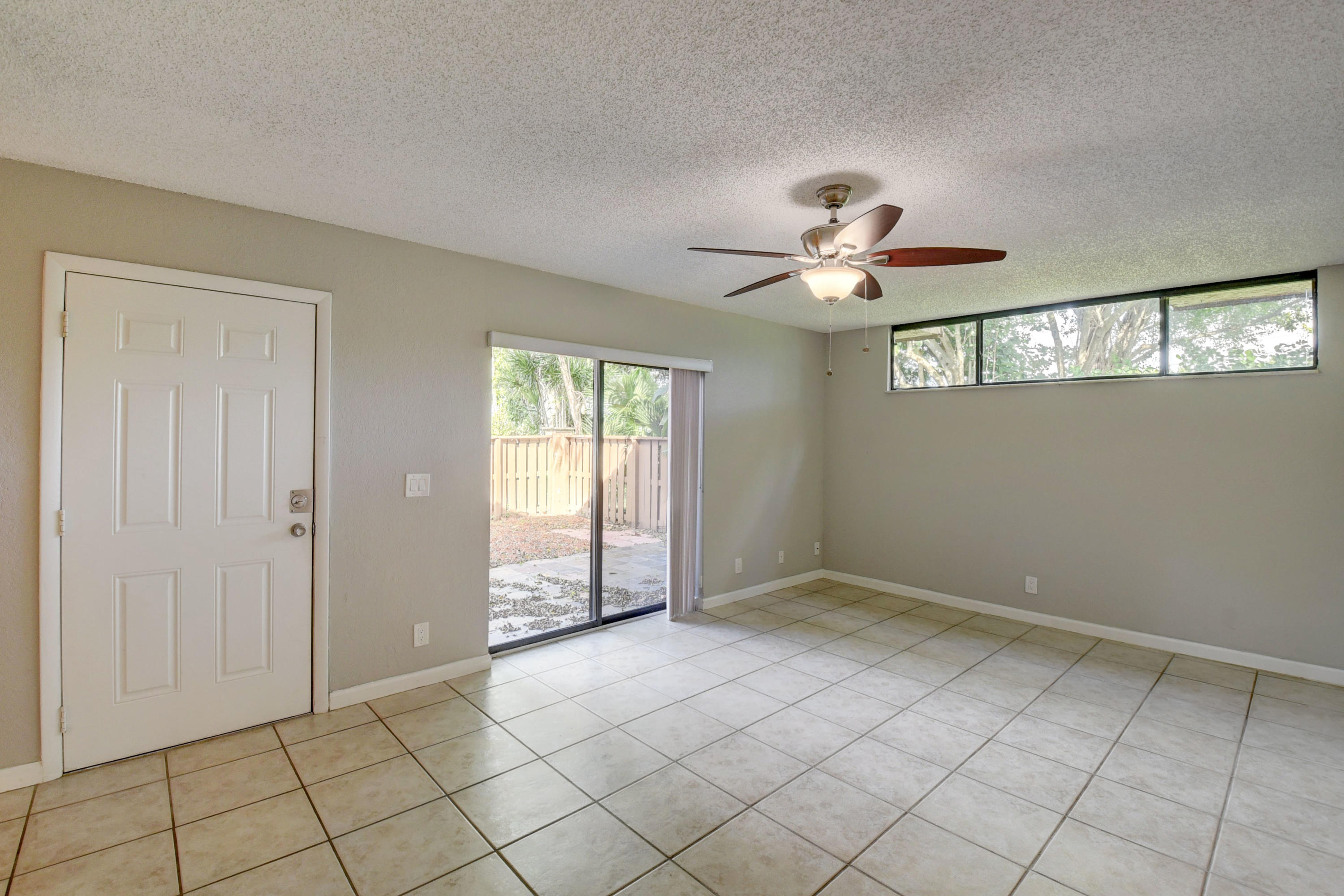 8129 Severn Drive, Unit B Boca Raton, FL 33433 - Photo 6 of 21 15_virtuals1 (15)