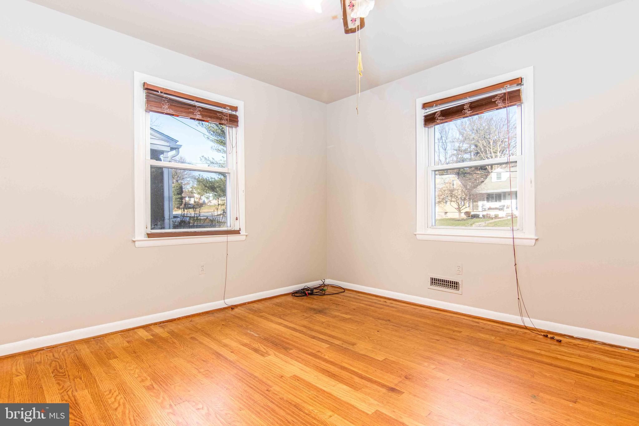 1017 St Albans Road Baltimore, MD 21239 - Photo 12 of 18