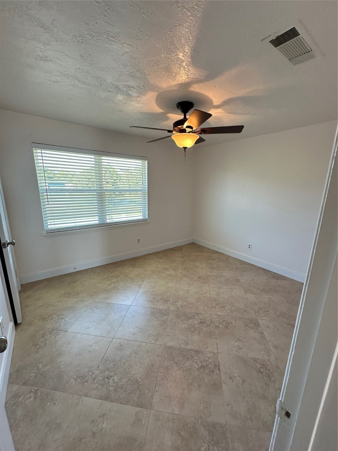415 2nd Street San Leon, TX 77539 - Photo 14 of 19