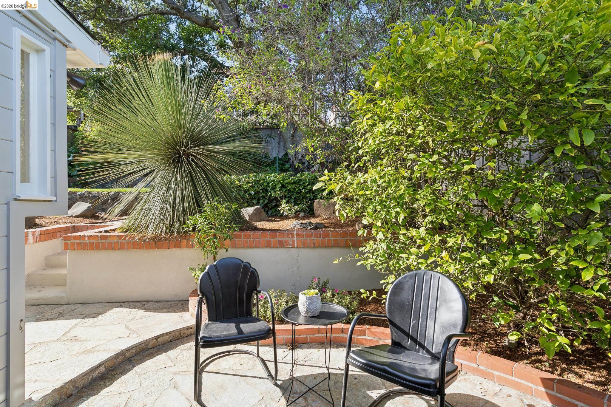1121 Ranleigh Way Piedmont, CA 94610 - Photo 19 of 50 a view of balcony with wooden floor and outdoor seating
