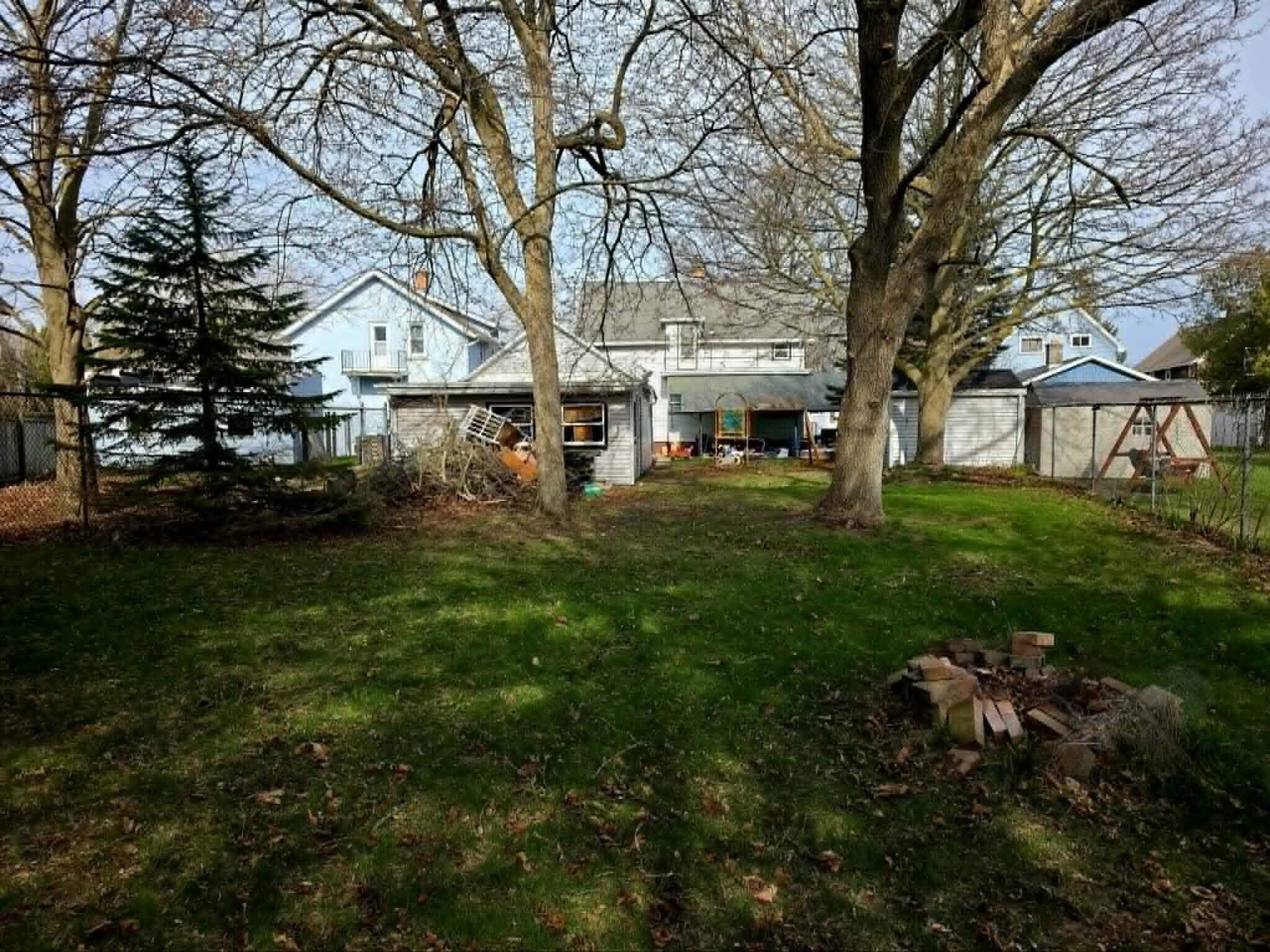 1420 Hawthorne Avenue Two Rivers, WI 54241 - Photo 34 of 34 yard1