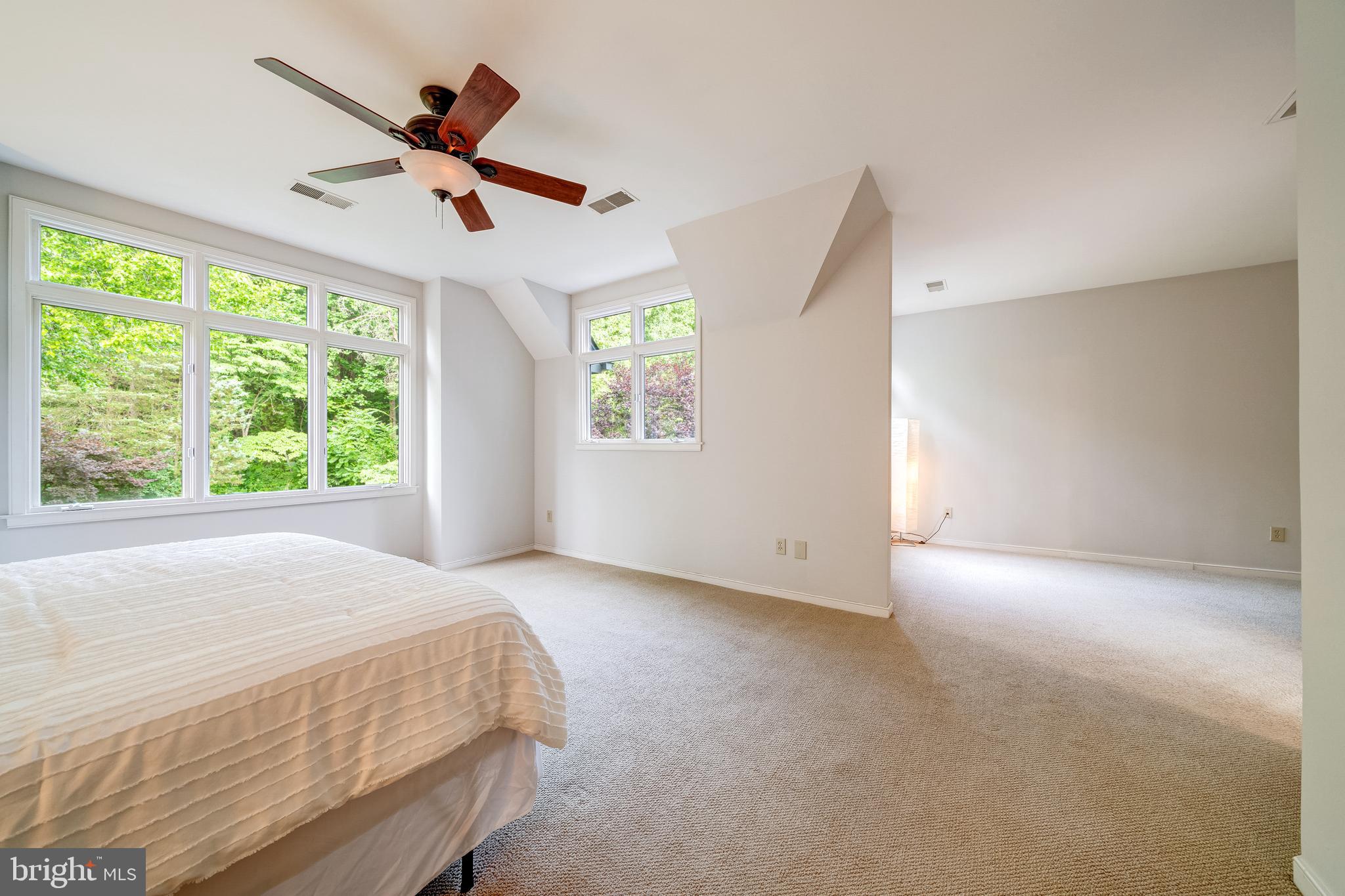 1433 Waterfront Road Reston, VA 20194 - Photo 41 of 67 Primary Bedroom w/Great views of Private Backyard