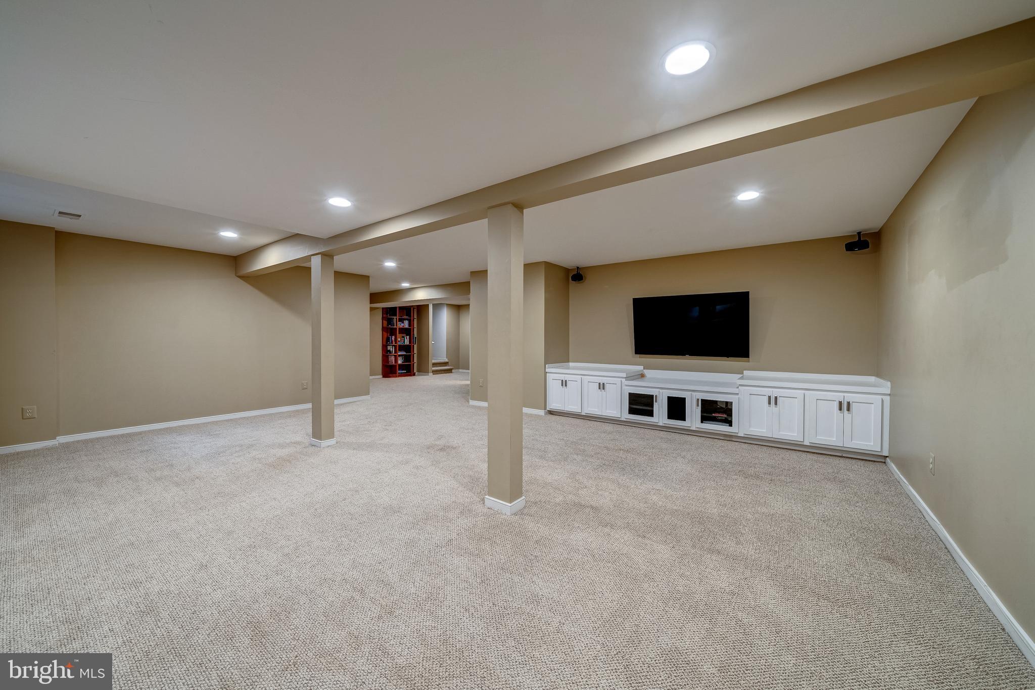 1433 Waterfront Road Reston, VA 20194 - Photo 49 of 67 Lower Level Family/Entertaining Room