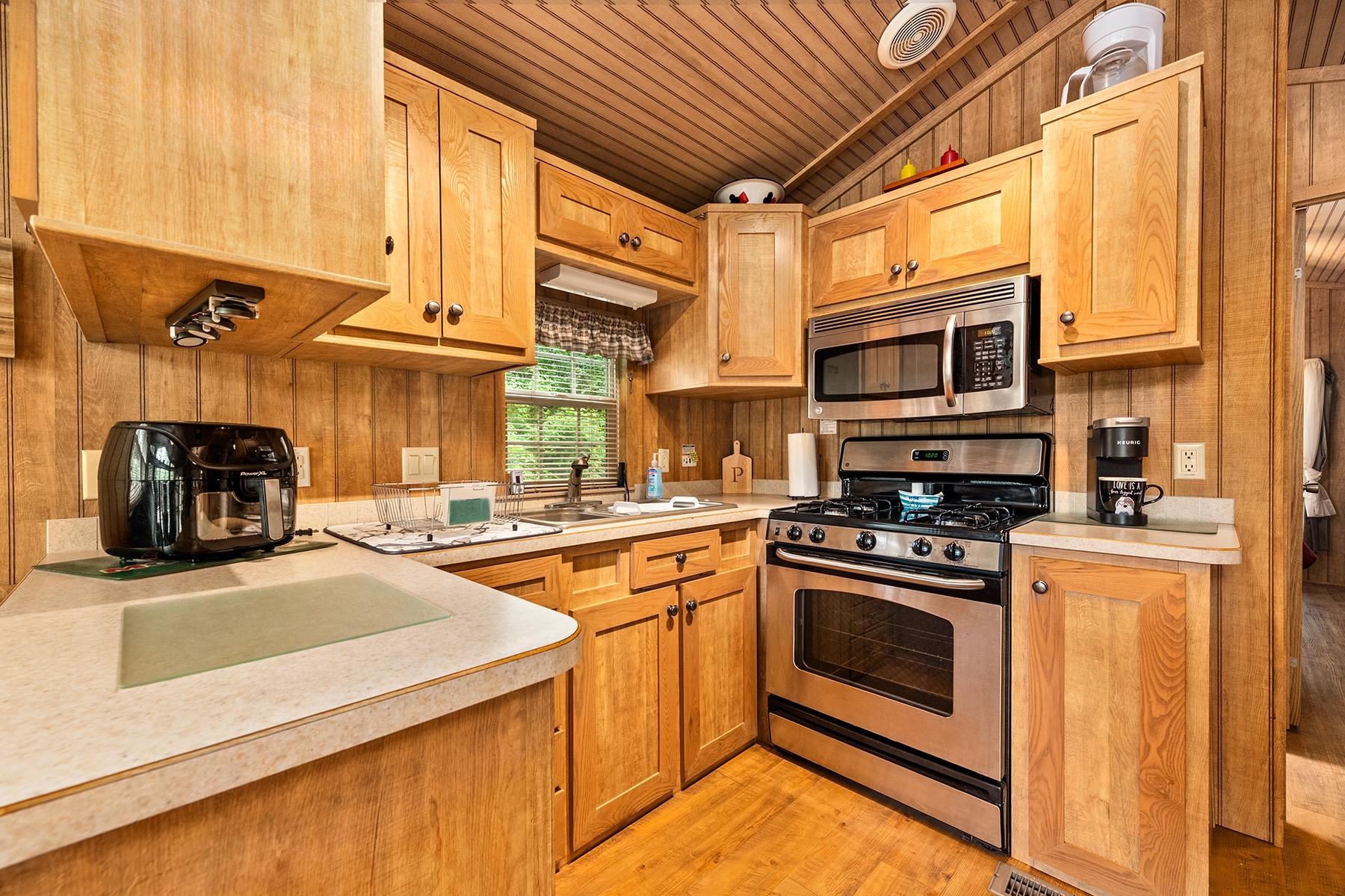 2816 East Lake George Road Rhinelander, WI 54501 - Photo 4 of 24 Gallery Image 4