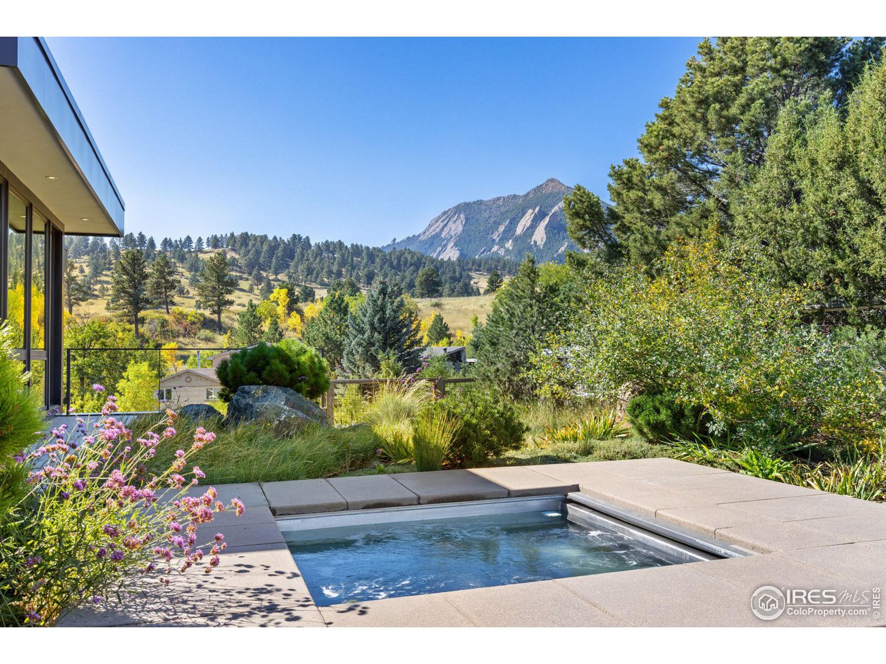 1775 Deer Valley Road Boulder, CO 80305 - Photo 19 of 40 a view of a yard