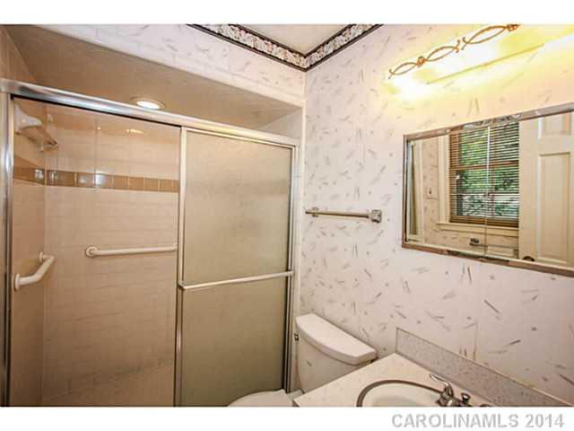 3030 Ferncliff Road Charlotte, NC 28211 - Photo 10 of 14