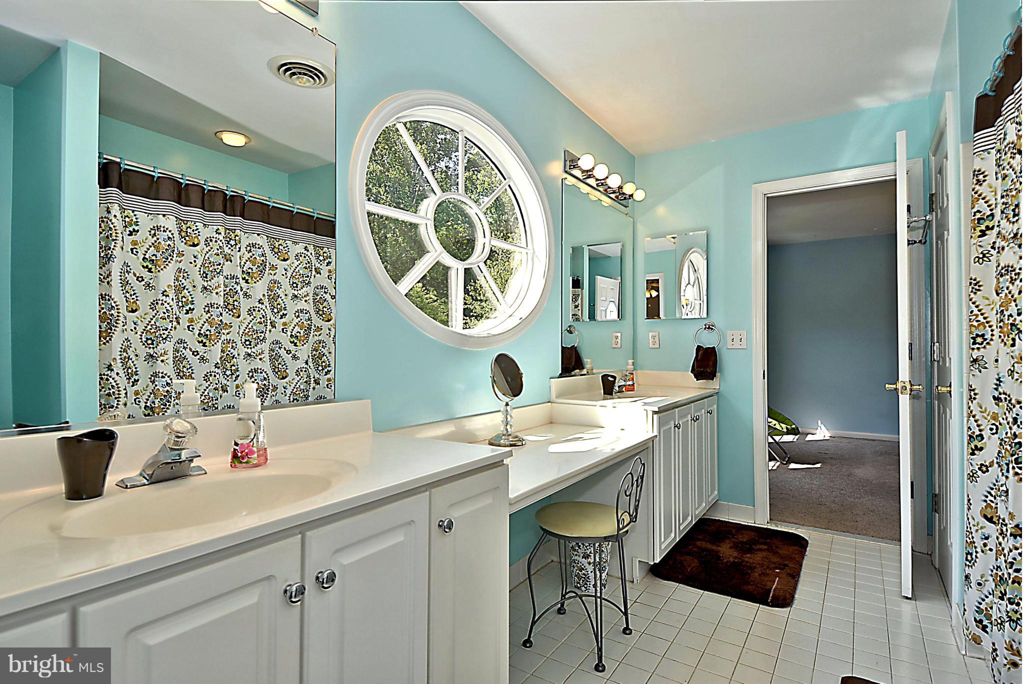 2702 Howard Grove Road Davidsonville, MD 21035 - Photo 21 of 30 Jack n' Jill Shared Full Bath / Dual Vanities
