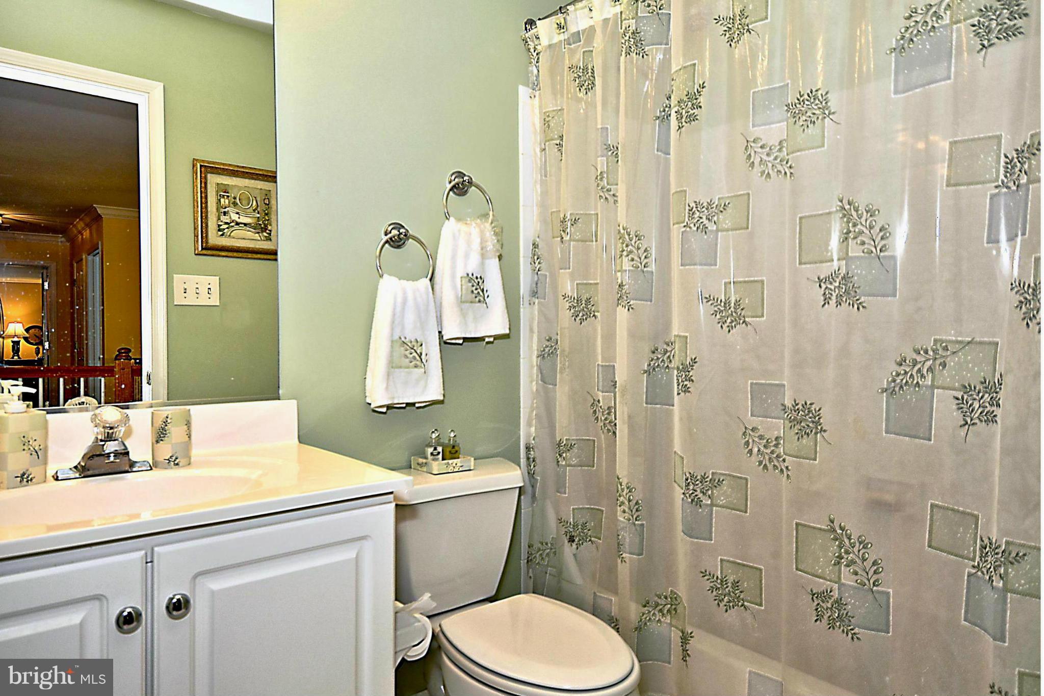 2702 Howard Grove Road Davidsonville, MD 21035 - Photo 23 of 30 Attractively Appointed 4th Full Bath