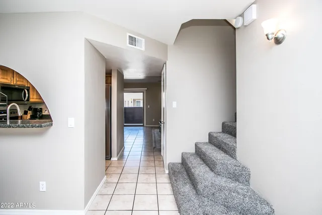 $1,995 | 626 West 14th Street, Tempe, AZ 85281