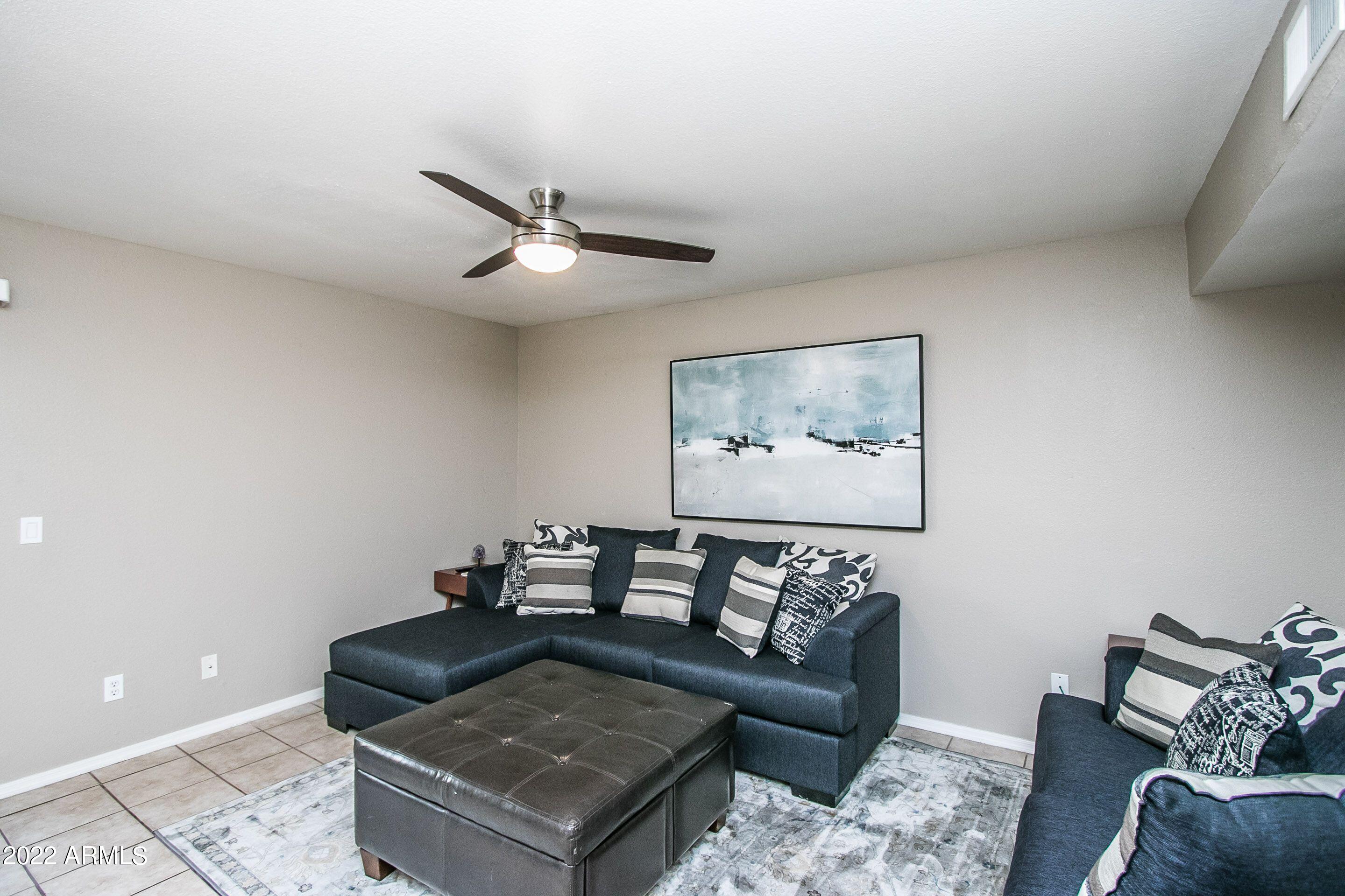 626 West 14th Street Tempe, AZ 85281 - Photo 8 of 27 a living room with furniture