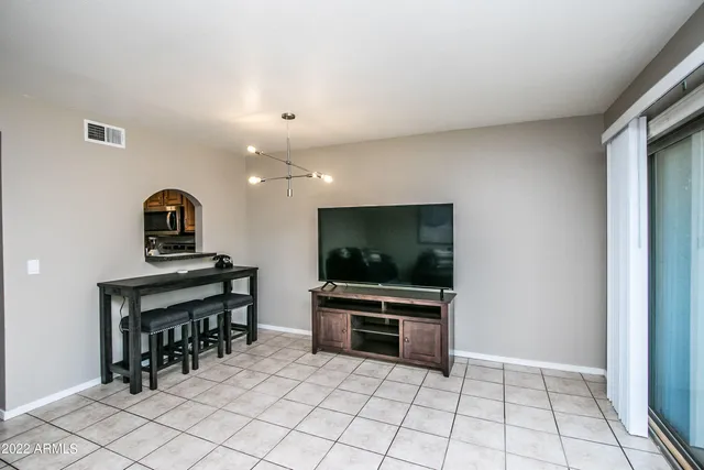 $1,995 | 626 West 14th Street, Tempe, AZ 85281