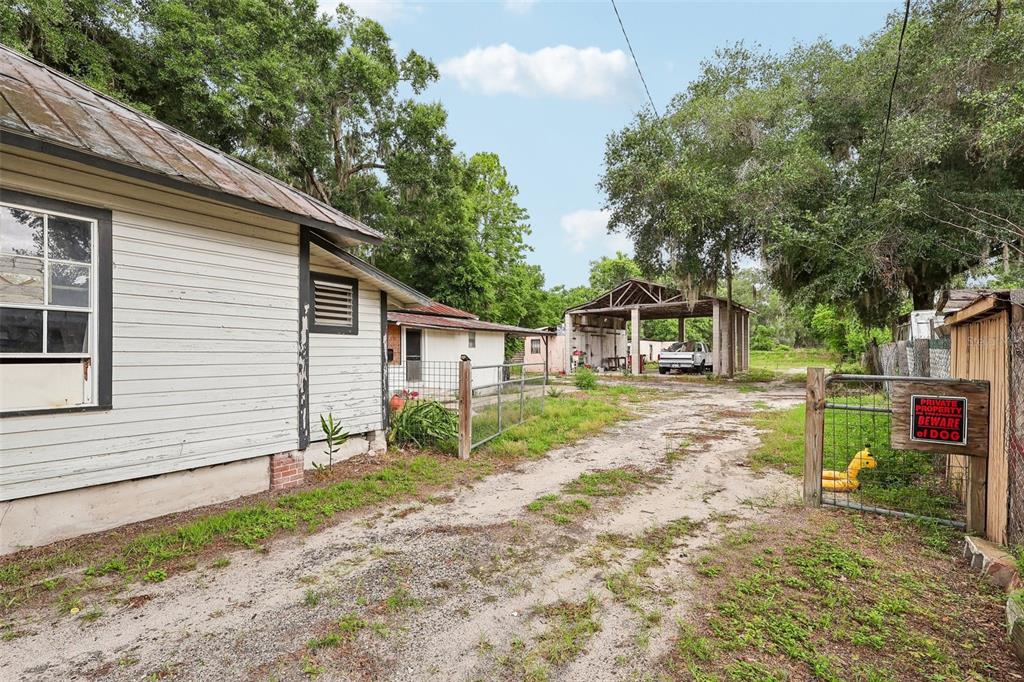3701 East Warm Springs Avenue Coleman, FL 34785 - Photo 30 of 33