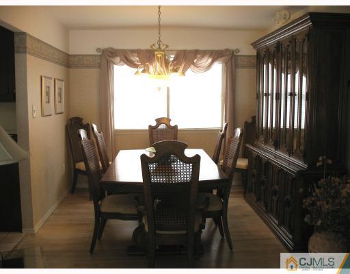 25 Stearns Road East Brunswick, NJ 08816 - Photo 5 of 10 Gallery Image 5