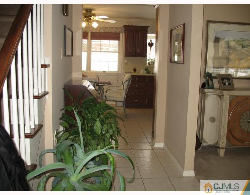 25 Stearns Road East Brunswick, NJ 08816 - Photo 7 of 10 Gallery Image 7