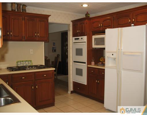 25 Stearns Road East Brunswick, NJ 08816 - Photo 10 of 10 Gallery Image 10