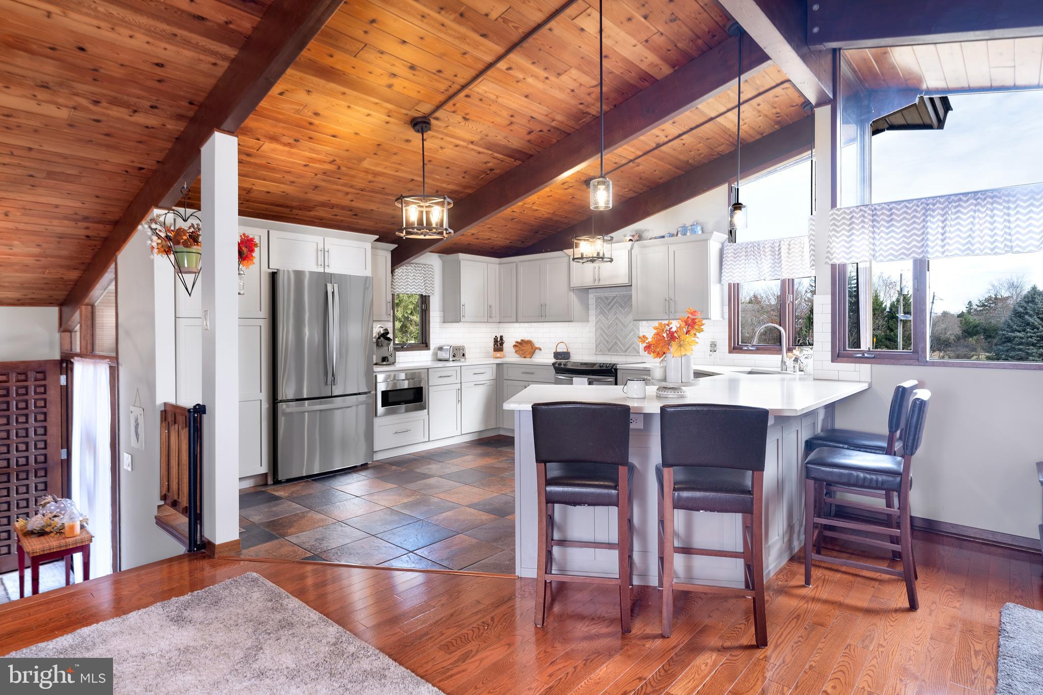 615 Scotch Road Pennington, NJ 08534 - Photo 11 of 33 Kitchen with Island