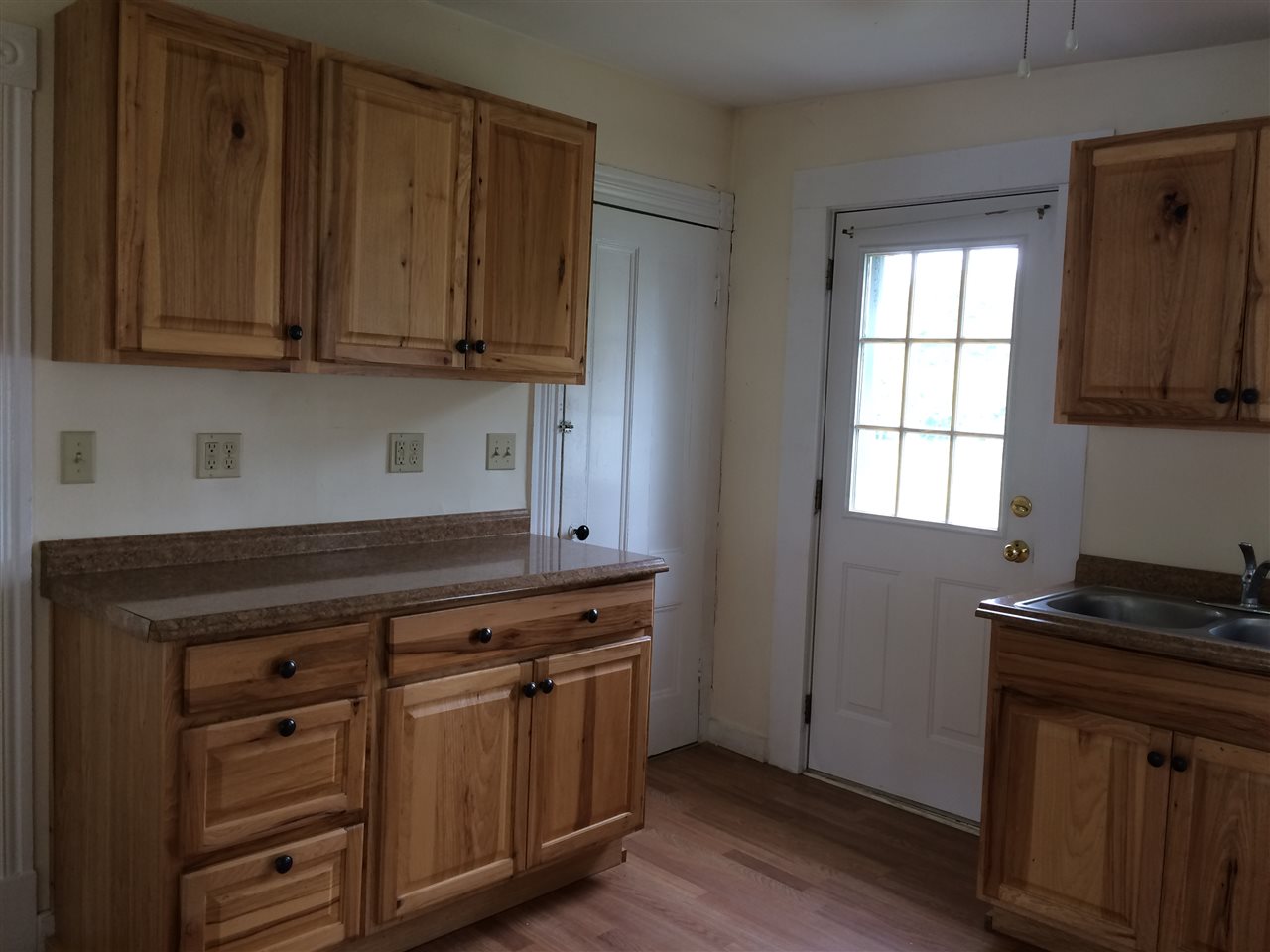 1182 Old Rte 25 Rumney, NH 03266 - Photo 2 of 40