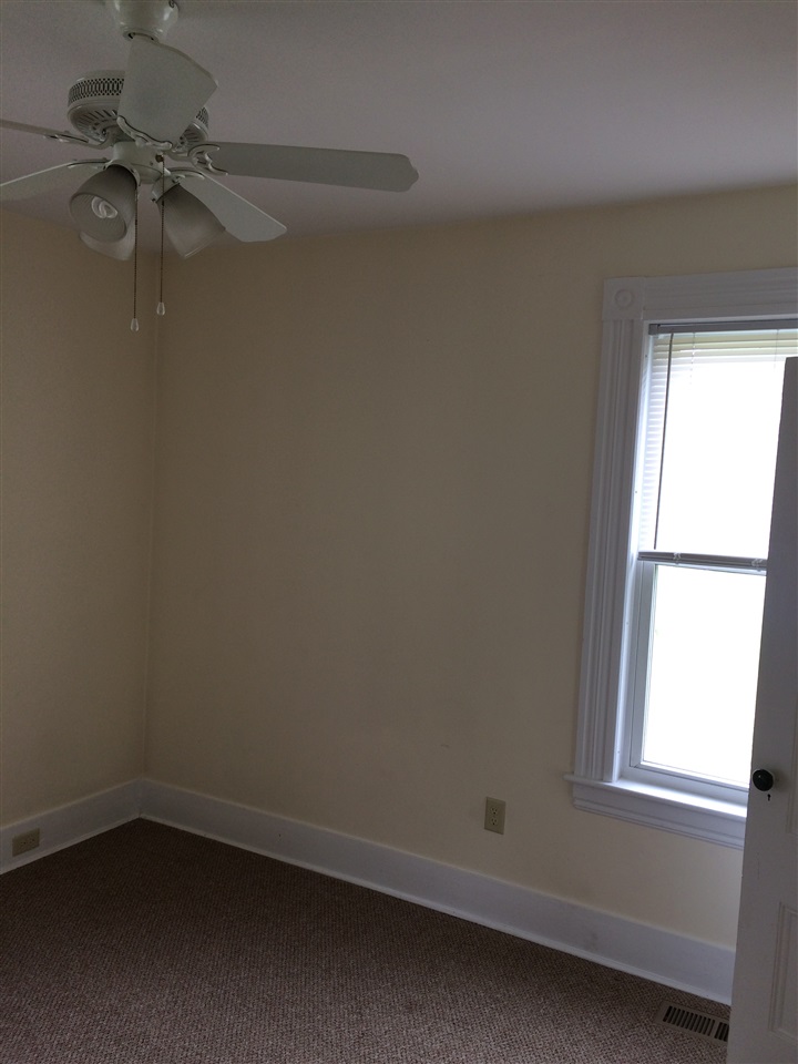 1182 Old Rte 25 Rumney, NH 03266 - Photo 11 of 40