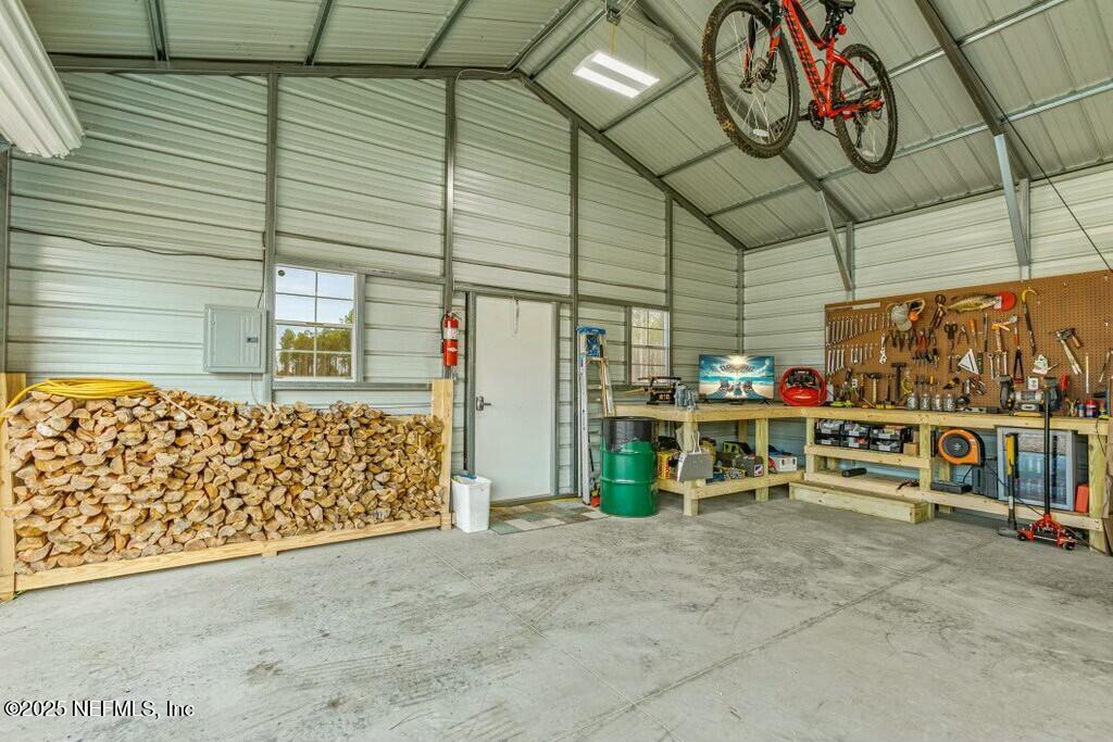 12439 Folsom Road Sanderson, FL 32087 - Photo 75 of 87 Garage interior