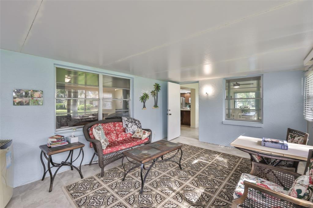 2034 Hawkhurst Circle, Unit 178 Sun City Center, FL 33573 - Photo 31 of 94 a living room with furniture and a window