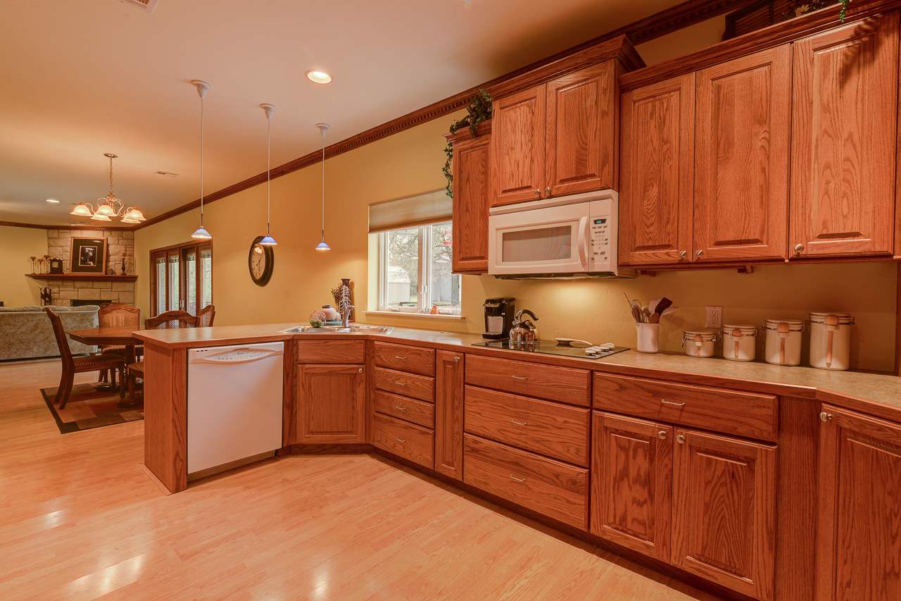 6512 North Country Club Road Stillwater, OK 74075 - Photo 12 of 25 Gallery Image 12