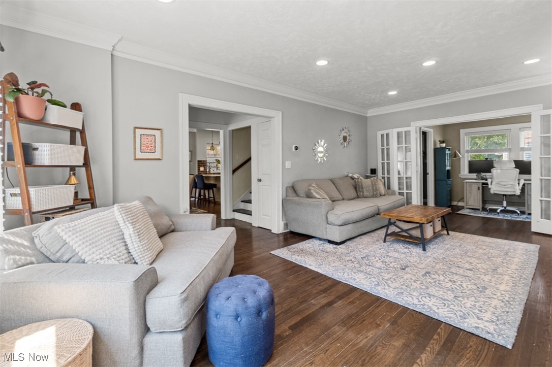 3075 Coleridge Road Cleveland, OH 44118 - Photo 9 of 39