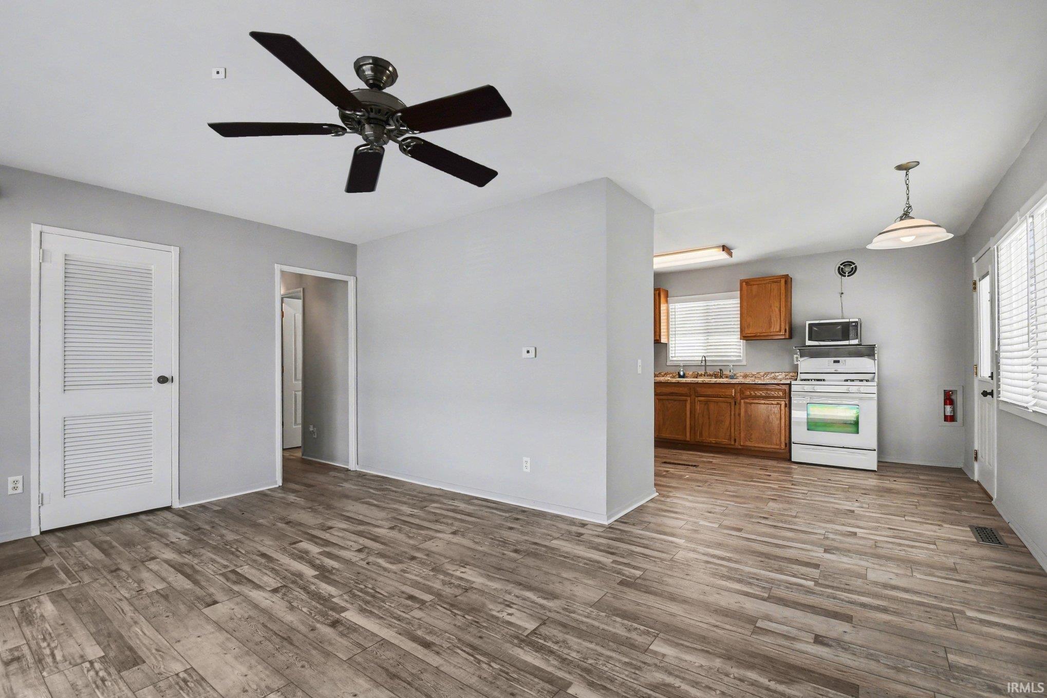 15610 Hamilton Street Granger, IN 46530 - Photo 8 of 23