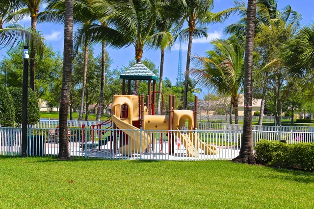 $849,000 | 8435 Belize Place, Wellington, FL 33414