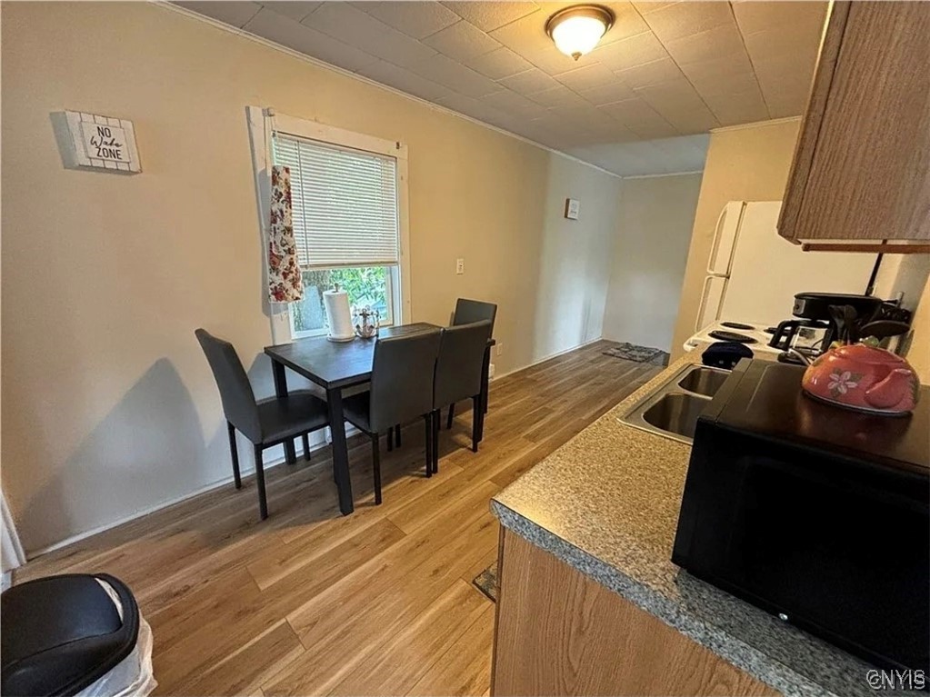 6788 North Lakeshore Road Verona Beach, NY 13162 - Photo 3 of 22
