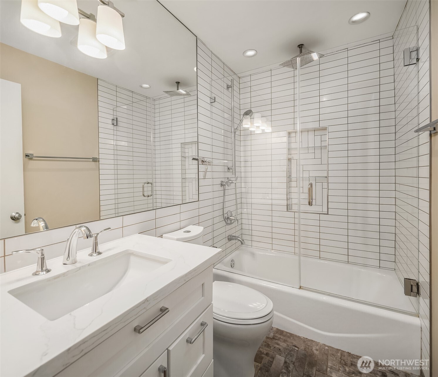 330 West Olympic Place, Unit 407 Seattle, WA 98119 - Photo 10 of 23