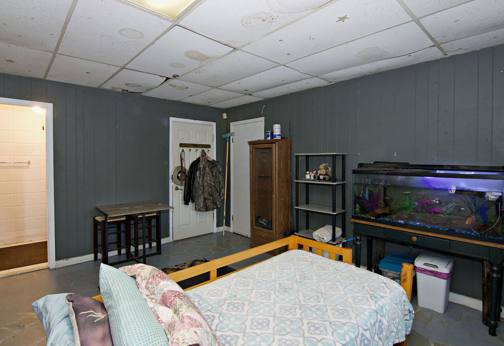 41 3rd Avenue Iva, SC 29655 - Photo 18 of 31 This versatile room offers a comfortable space with direct access to an adjoining bathroom.