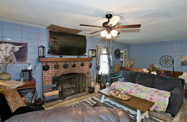 $399,000 | 41 3rd Avenue, Iva, SC 29655