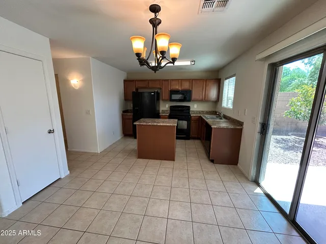 $1,799 | 7611 West Charter Oak Road, Peoria, AZ 85381