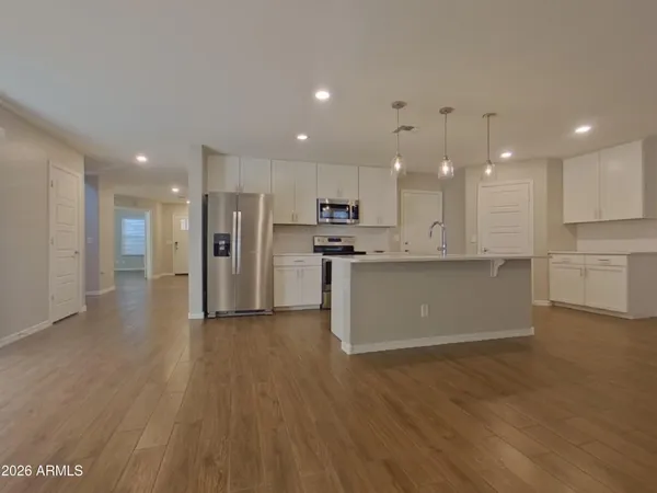 $2,009 | 11641 North 165th Lane, Surprise, AZ 85388