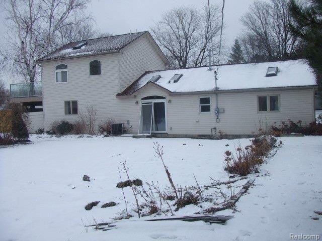 26240 Rogell Road New Boston, MI 48164 - Photo 2 of 4 DSCF0467